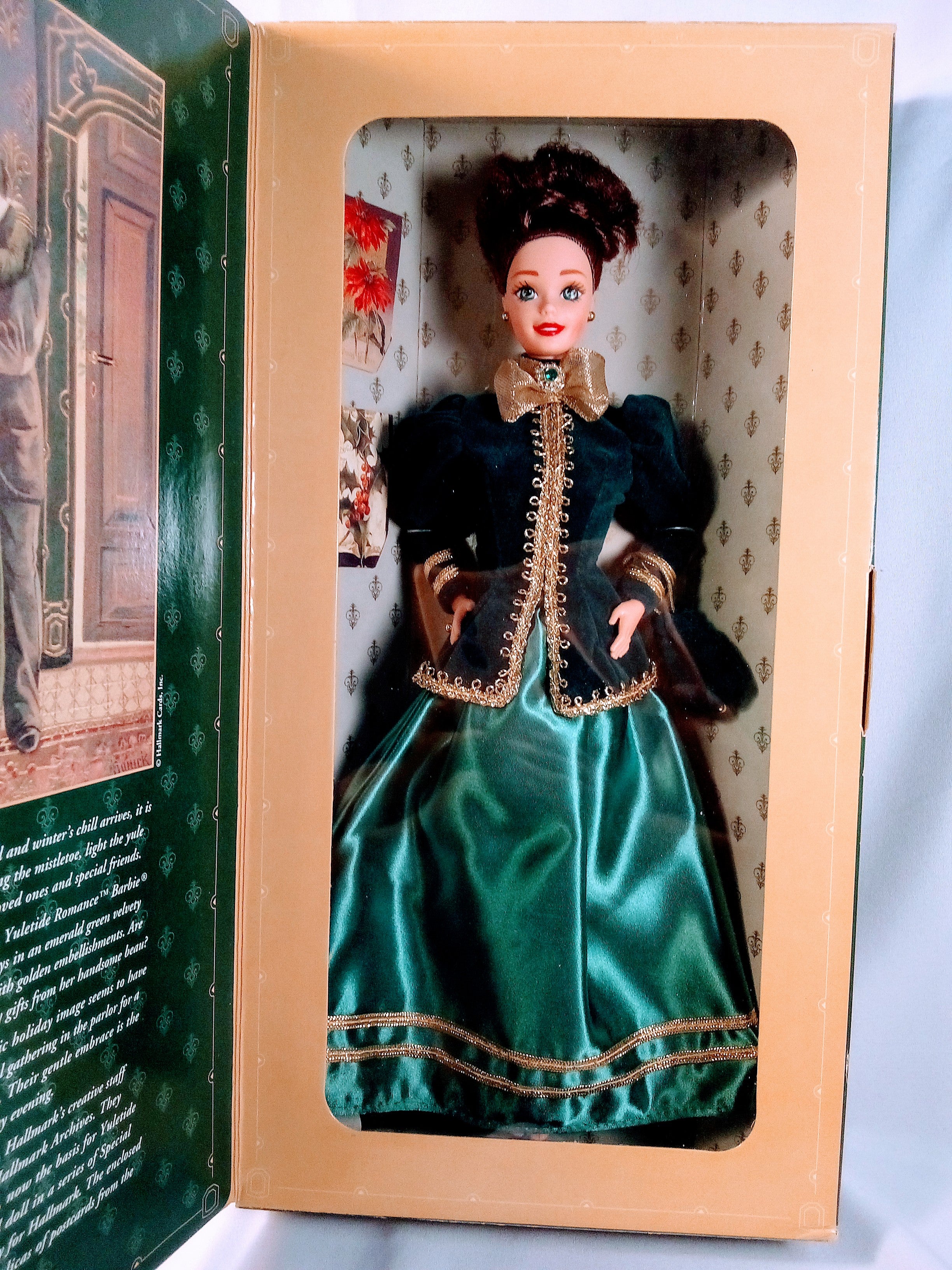 Vintage Barbie Romance 1992 Fashion Queen Doll: Emerald Green Velvet, Golden Embellishments