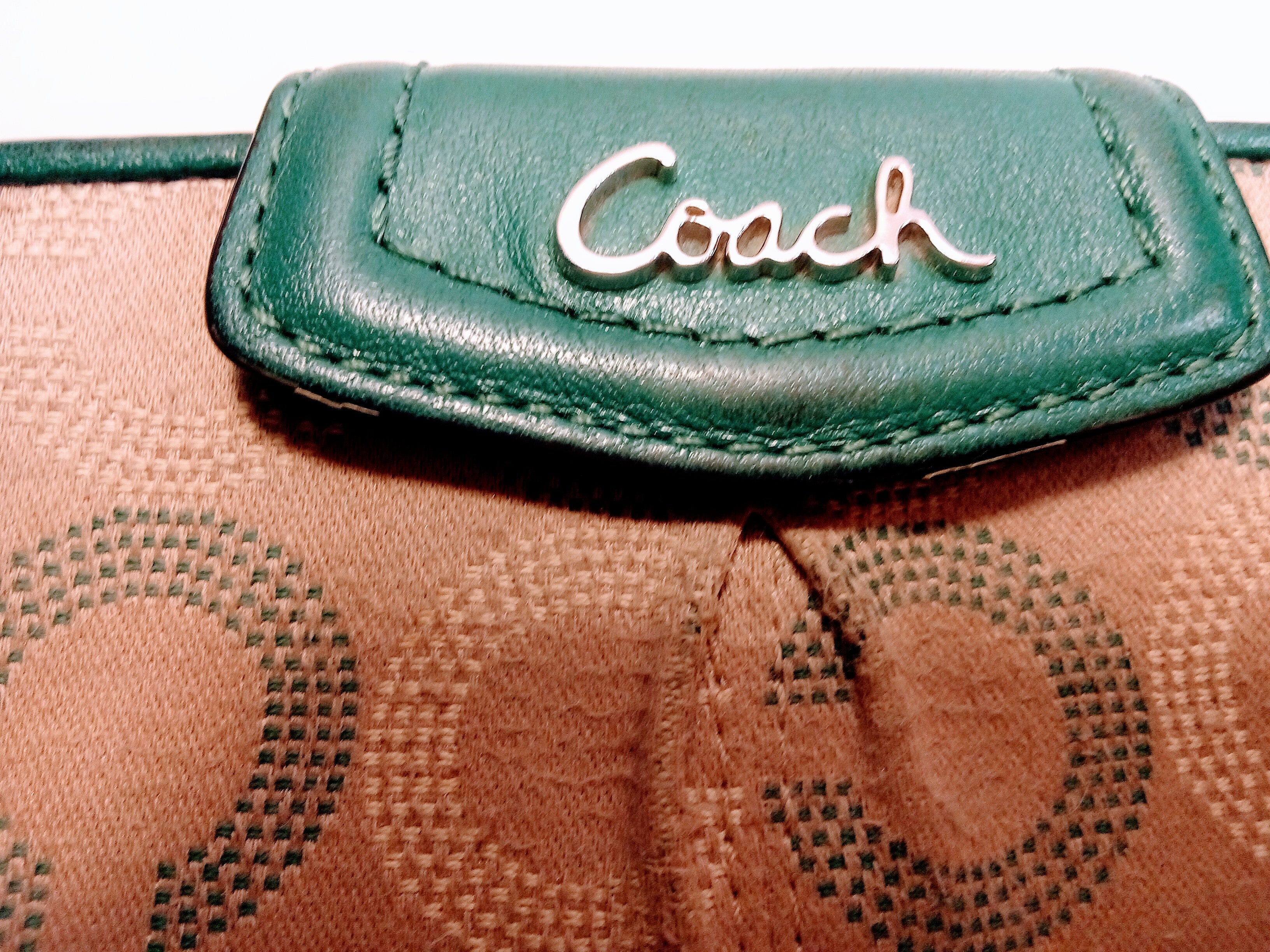 Green Leather Couch Wallet with Gold Accents, 14 Card Slots Included, Chic, Elegant Vintage