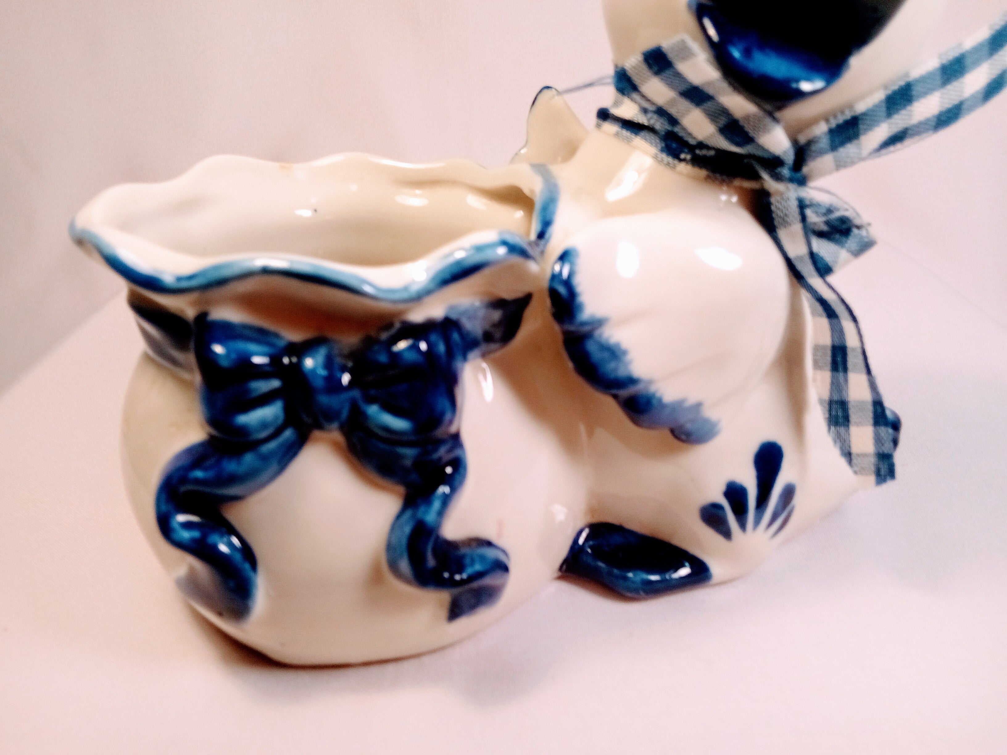 Chic Duck Planter Vase, Farmhouse Decor, Indoor Ceramic Plant Holder, Collectible Gift for Her, Charming Unique for Hone lovers, Indoor Decoration