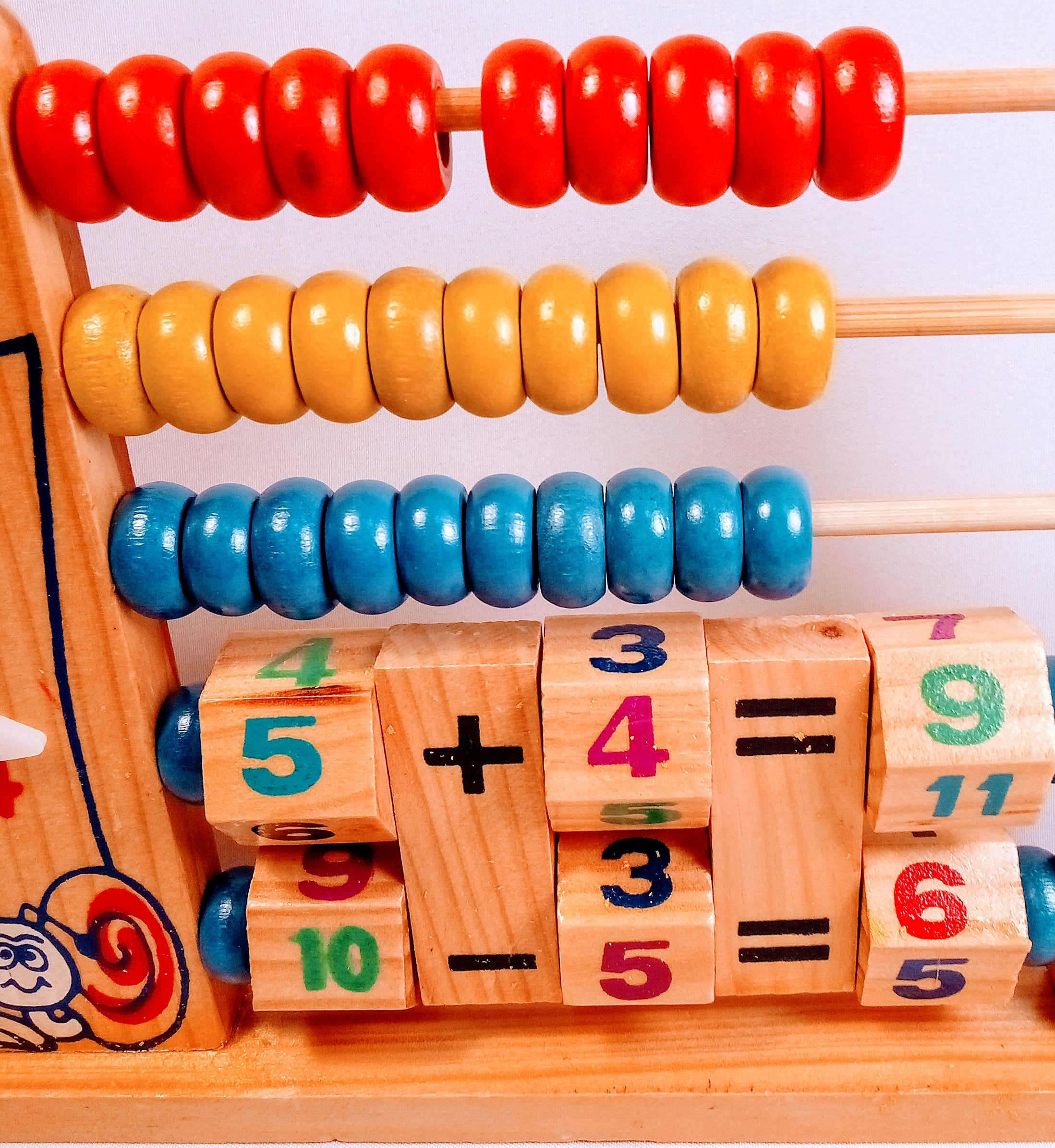 Kids' Arithmetic Toy and Educational Nursery Clock and Abacus Game for Learning Fun, Perfect Gift for Learning Arithmetic