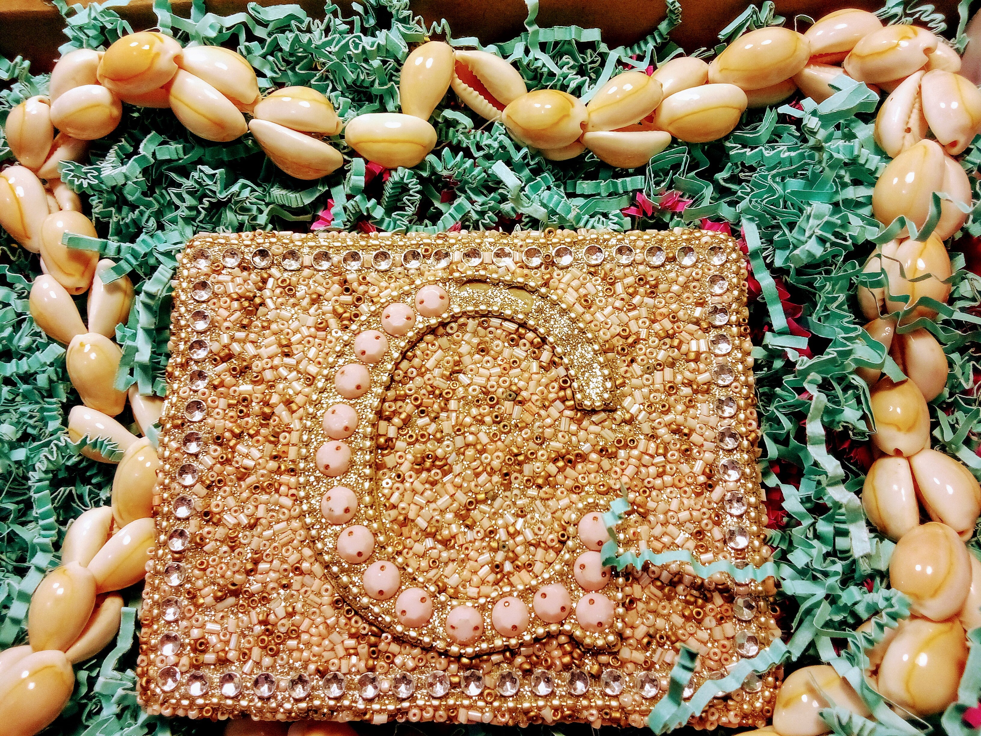 Gift Box: Hawaiian Double Beads Necklace Beachy Gift, Plus Sparkle Jewelry Box Elegant Keepsake