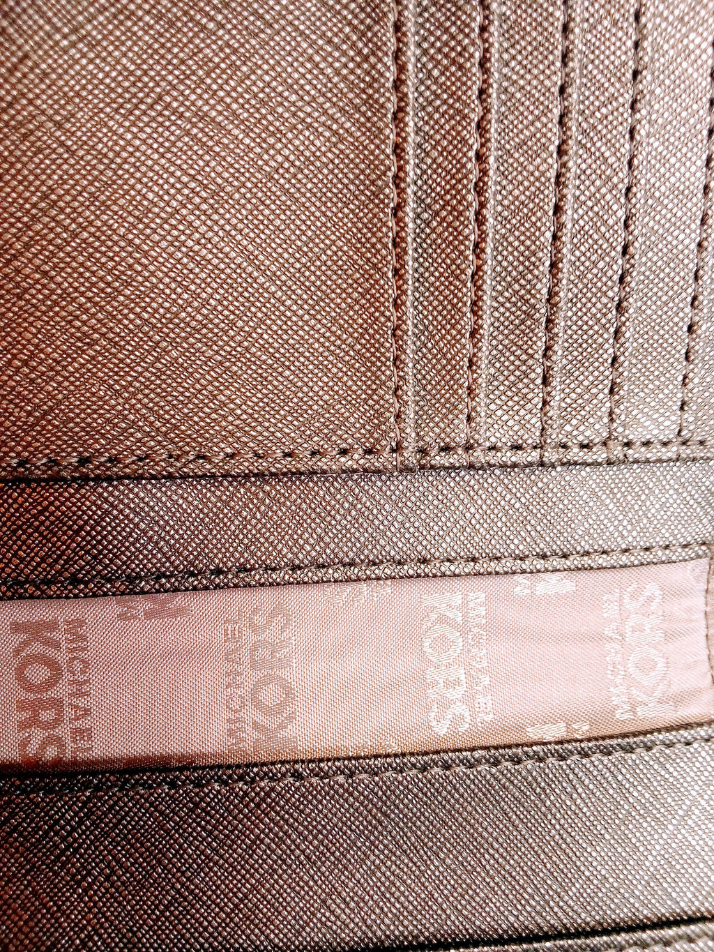 Michael Kors Leather Bi-Fold Wallet, Luxury Travel Clutch Essential, Chic and Practical