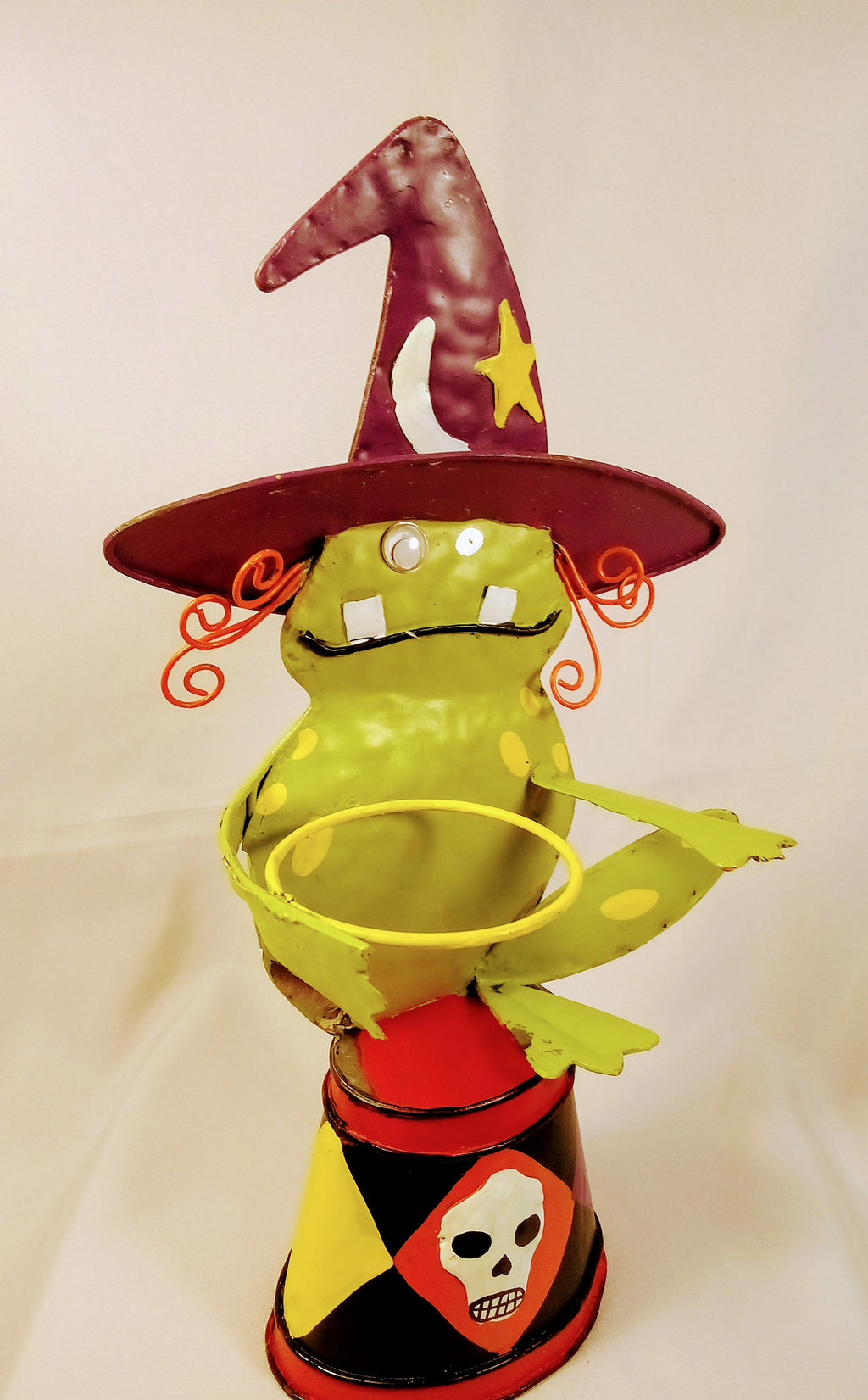 Cute Halloween Frog Lover Gift, Retro Toad Decor for Him, Cottagecore Outdoor Lawn, Adorable Seasonal Deco