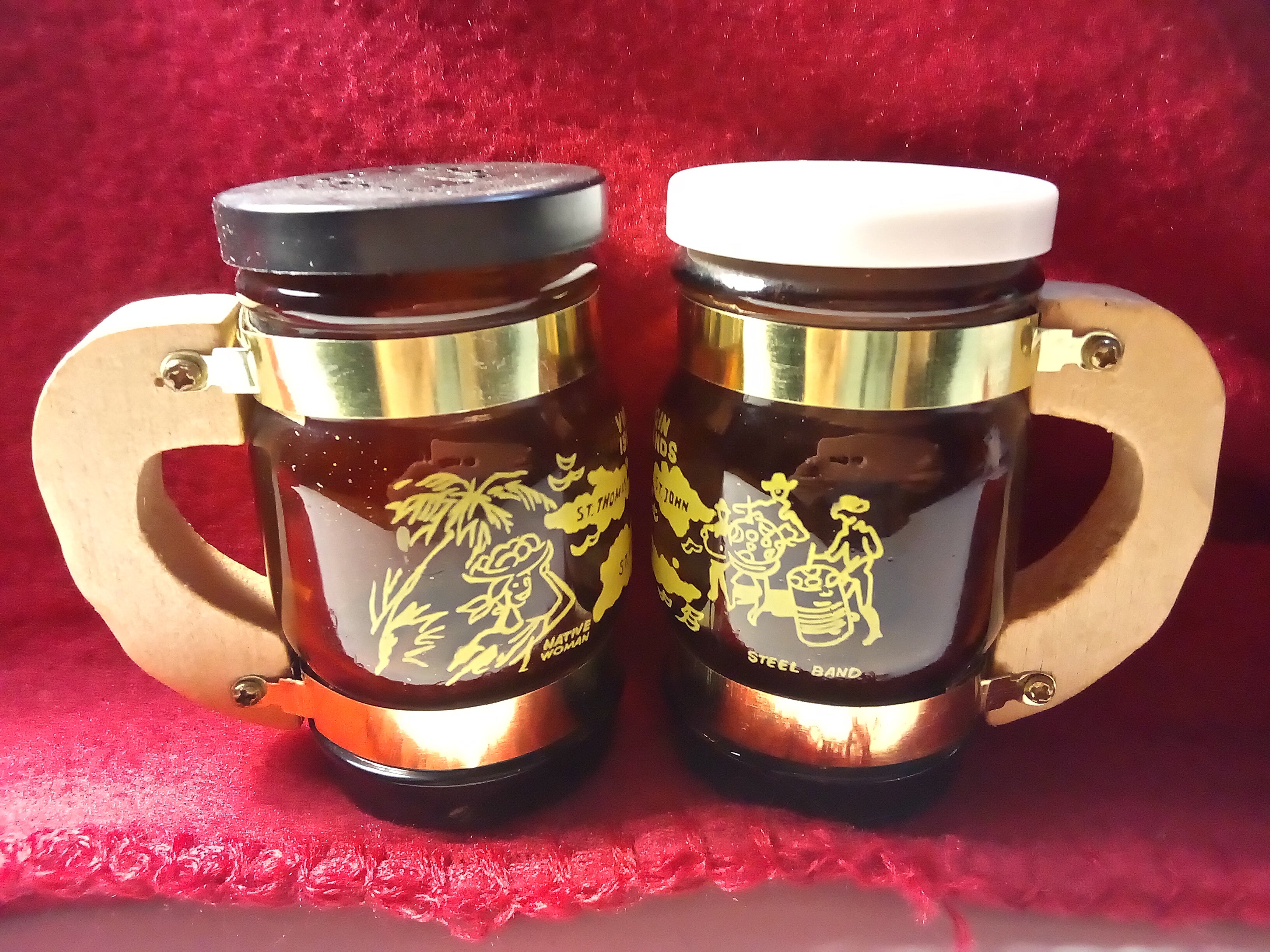 Salt and Pepper Bar Decor Glass Shakers from Virgin Islands, Set of Unique Bar/Kitchen Decors