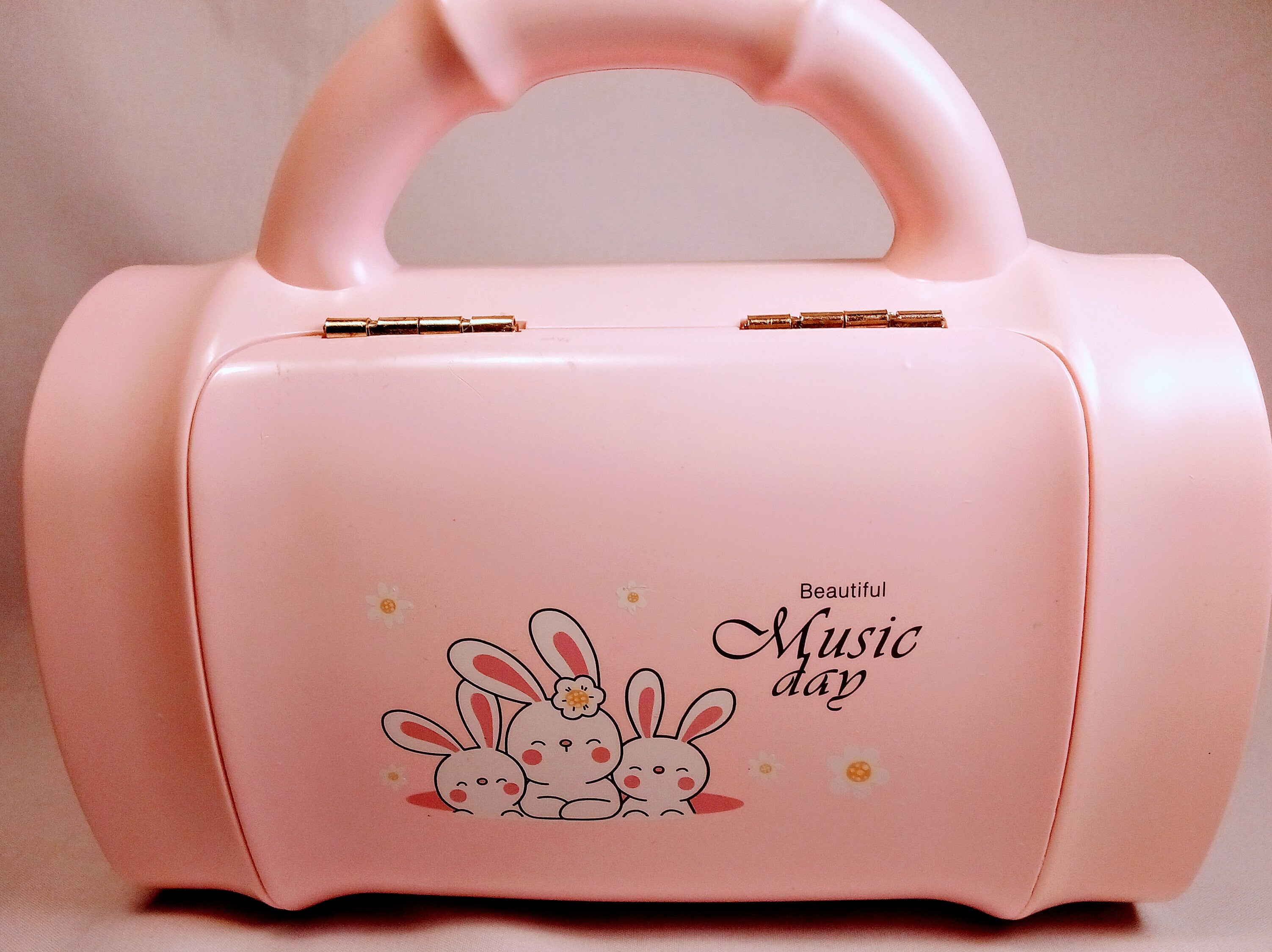 Portable Jewelry Box with Mirror for Music Enthusiasts, Charming Music Box for Music Lovers, Compact Travel Companion with Melodic Surprise