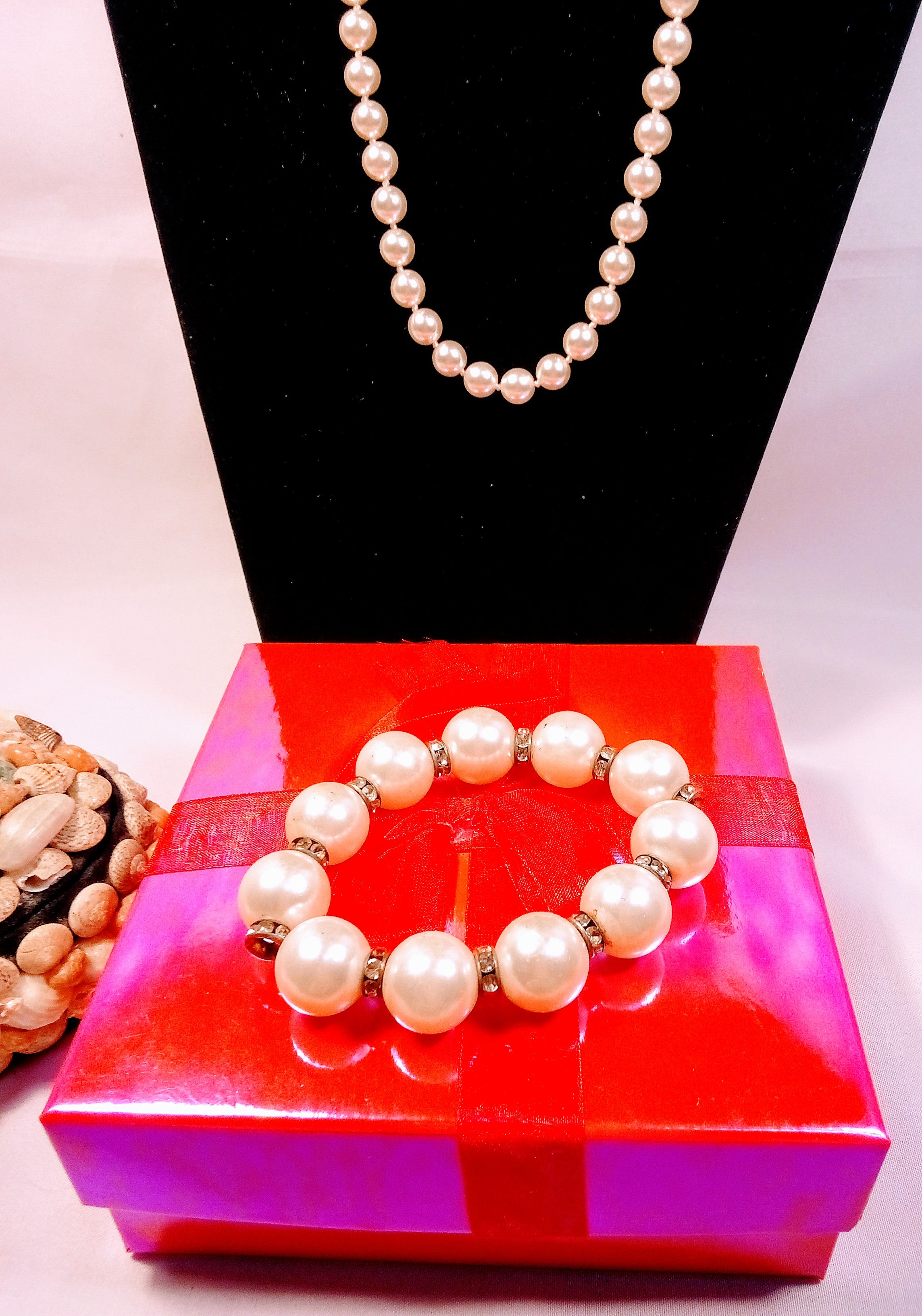 Christmas Gift Sets -Classic Fashion Pearls and Seashells, Gift Set of 3 - Great Christmas Gift Set:  Elegant Pearl Necklace, Jumbo Pearl Bracelet AND Oval Jewelry Box