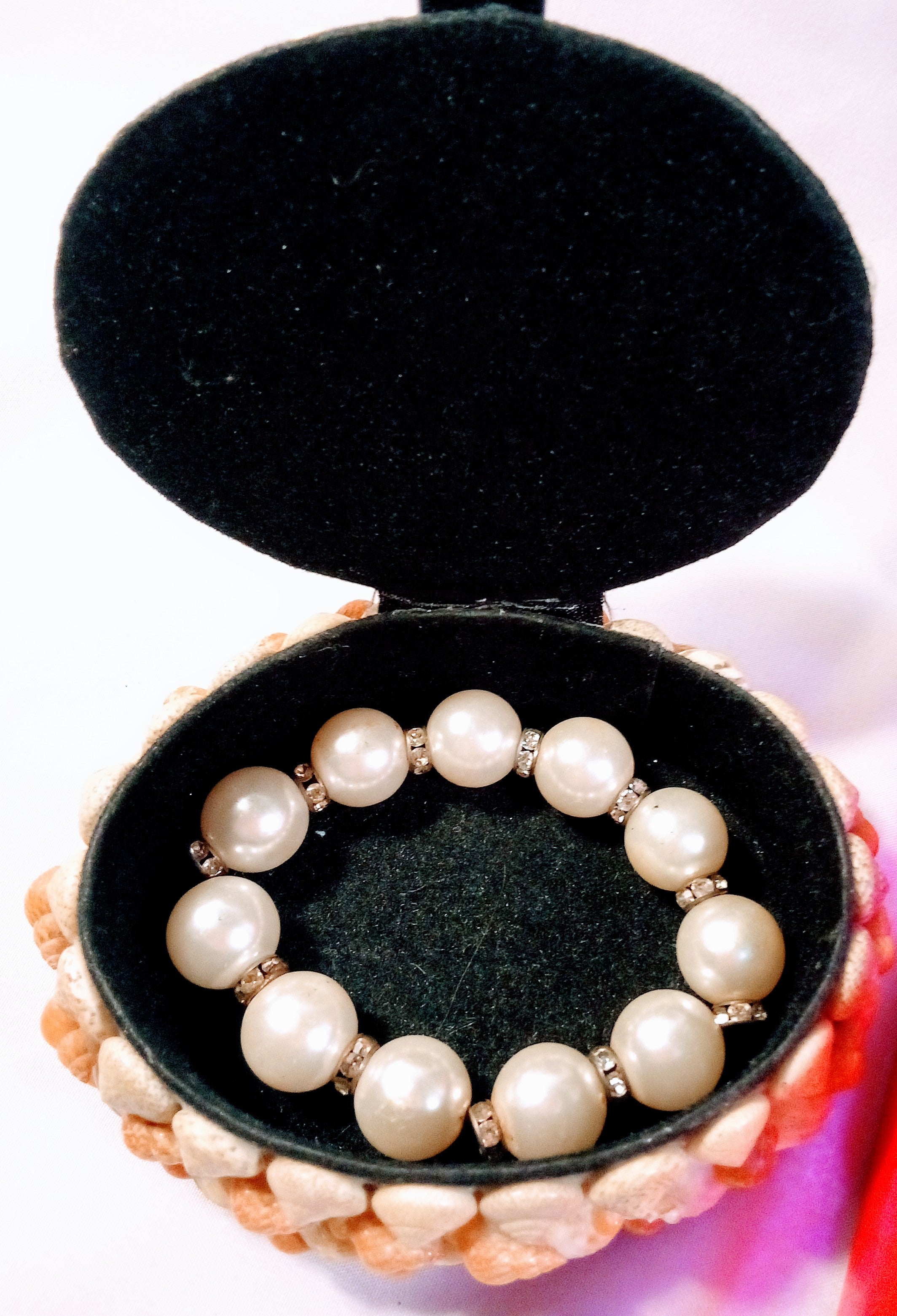 Christmas Gift Sets -Classic Fashion Pearls and Seashells, Gift Set of 3 - Great Christmas Gift Set:  Elegant Pearl Necklace, Jumbo Pearl Bracelet AND Oval Jewelry Box