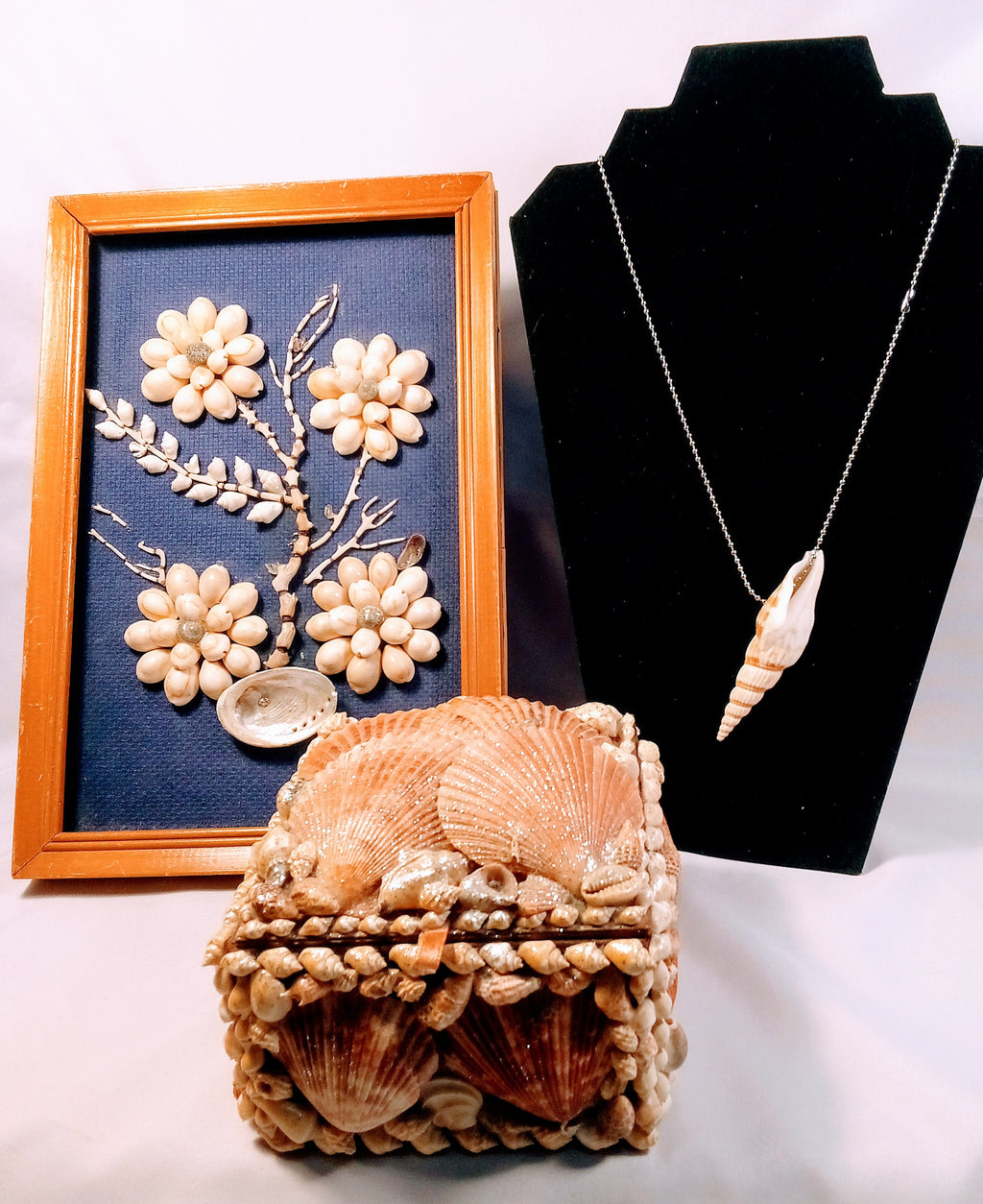 Christmas Gift Sets - Glam Seashell Gift Set of 3: Vintage Seashell Framed Floral Wall Art + Shell  Necklace AND Shell Jewelry Box