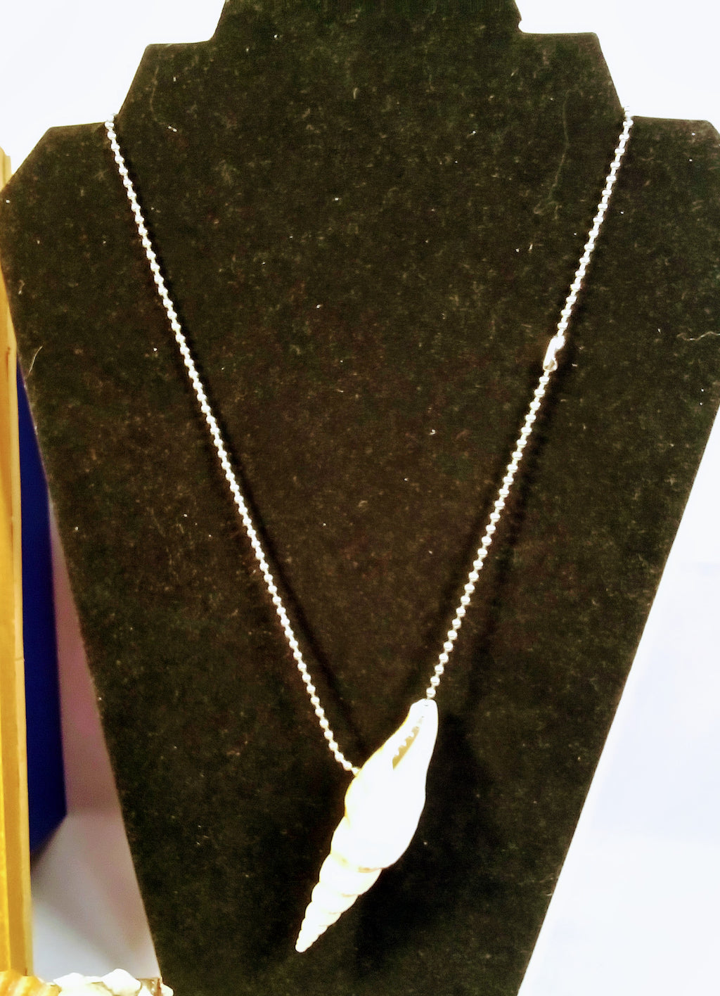 Christmas Gift Sets - Glam Seashell Gift Set of 3: Vintage Seashell Framed Floral Wall Art + Shell  Necklace AND Shell Jewelry Box