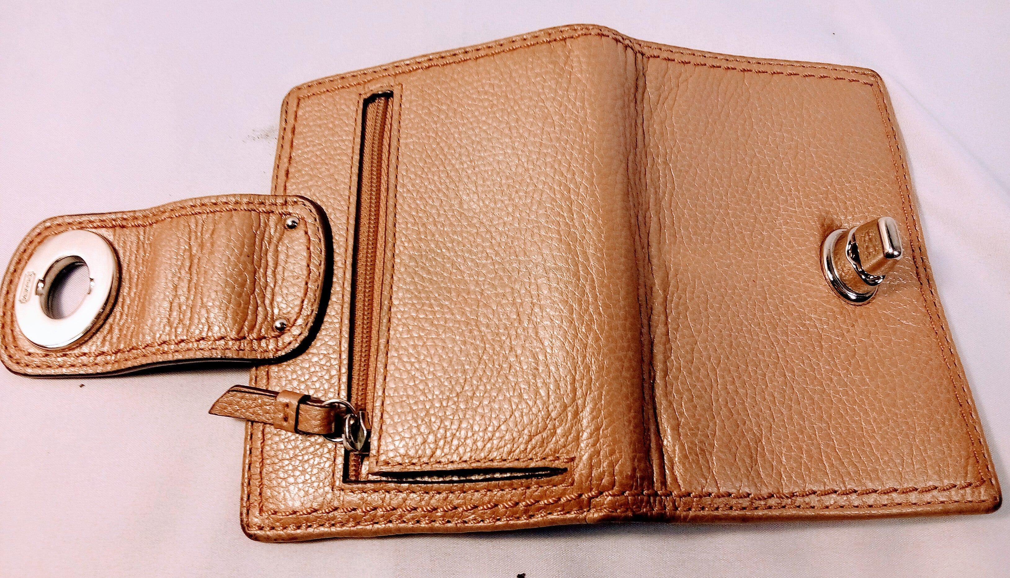 Coach Leather Wallet Featuring Classic Gold Logo, Timeless Vintage Collector's Dream, A-Must-Have Collectible Luxurious Find