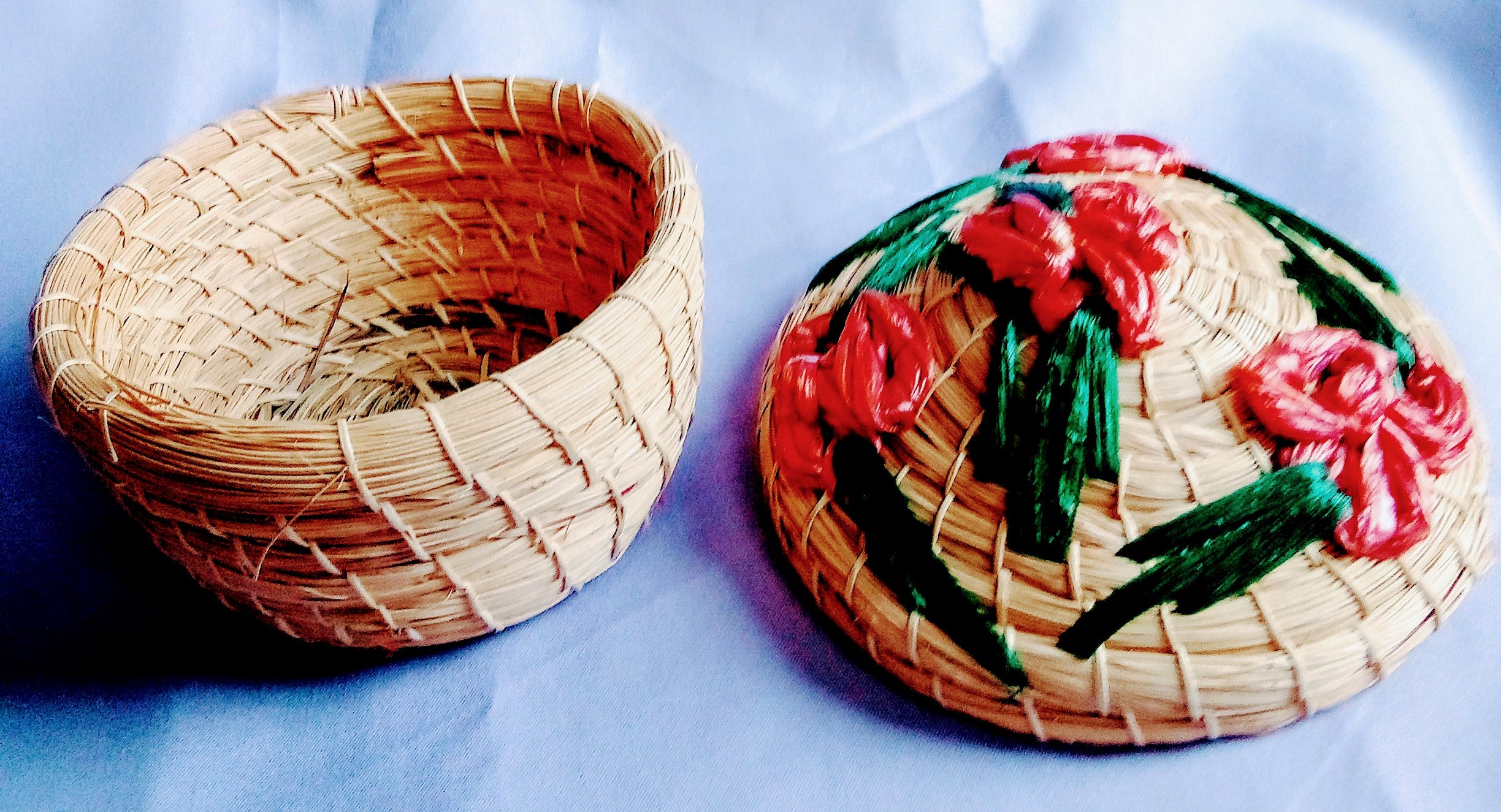 Woven Basket with Lid to Hide Your Trinkets, Vintage-Inspired Boho Addition to Your Home Decor, Keep Your Treasures Tuck Away in Style